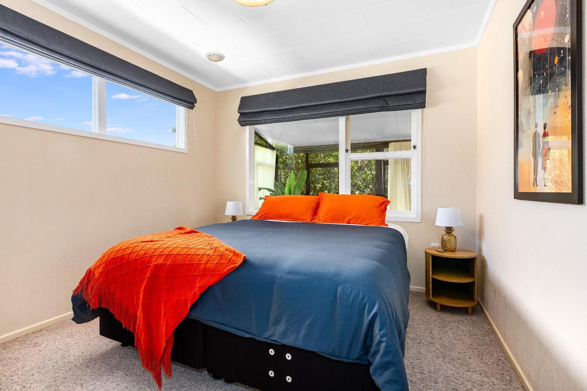 Retro 4 Bedroom Home, Warm And Welcoming, Quiet Location 포리루아 외부 사진
